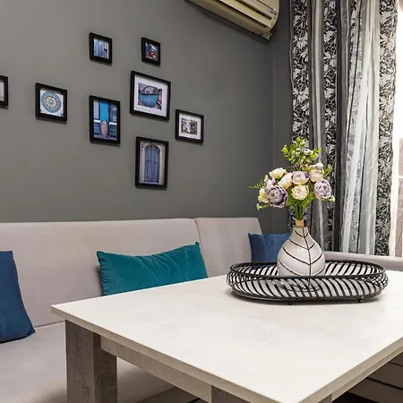 Apartament Modernly-designed 1bd With A Terrace Płowdiw